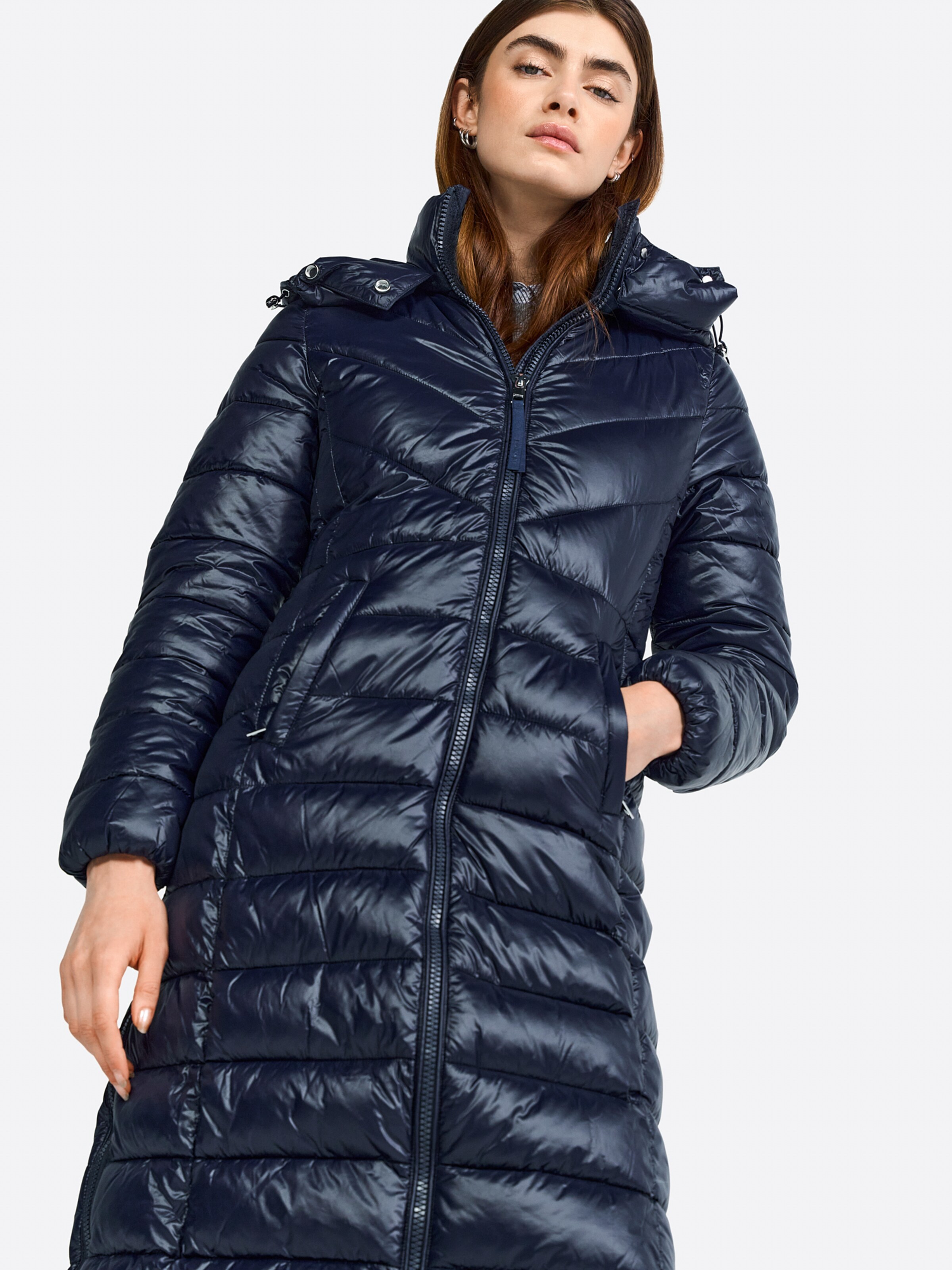 Giacca invernale di Rich & Royal in nero