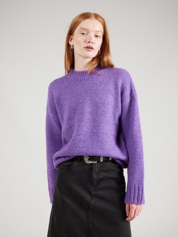TOPSHOP Sweater in Purple: front