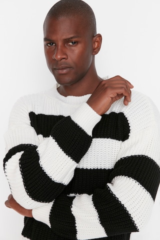 Pullover di Trendyol in nero