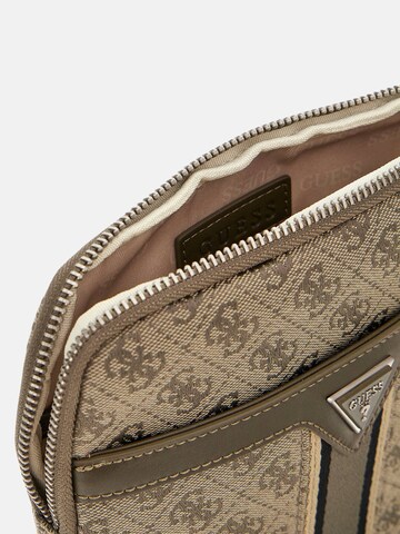 GUESS Umhängetasche 'Milano' in Beige
