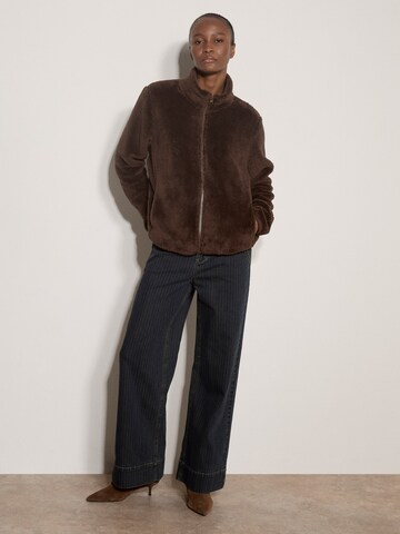 Veste bavaroise ' ' Apricot en marron