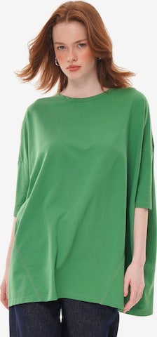 T-shirt '2 Colors Oversized Half Sleeve Longline Crew Neck Tunic Top' yoligex en vert : devant