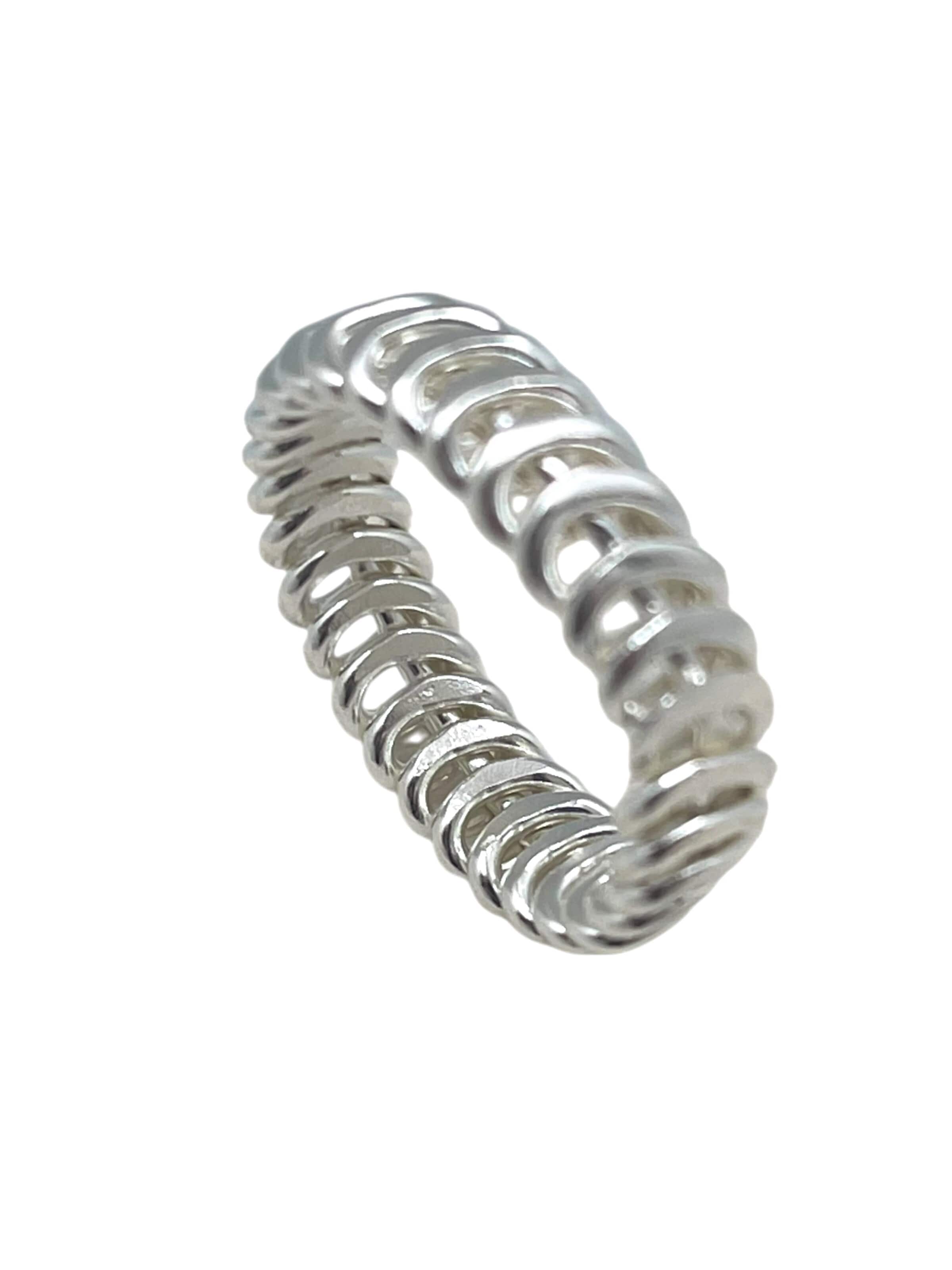 Gloria Mago Ring 'Marea ring in silver and 10µ brass. Size 16' in Silver: front