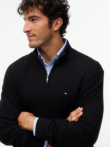TOMMY HILFIGER Pullover in Schwarz