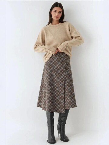Hiccup Skirt in Brown
