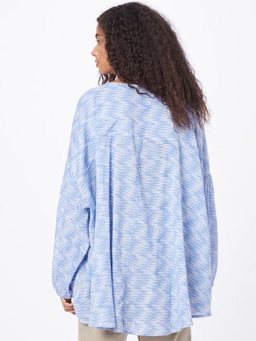 Free People Blouse in Blauw