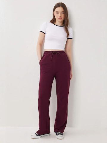 Happiness İstanbul Wide leg Sportbroek 'Jogginghose' in Lila