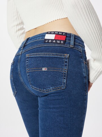 Tommy Jeans Skinny Farkut 'SOPHIE' värissä sininen