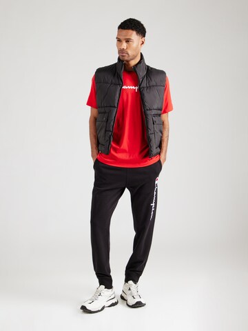 Tricou de la Champion Authentic Athletic Apparel pe roșu