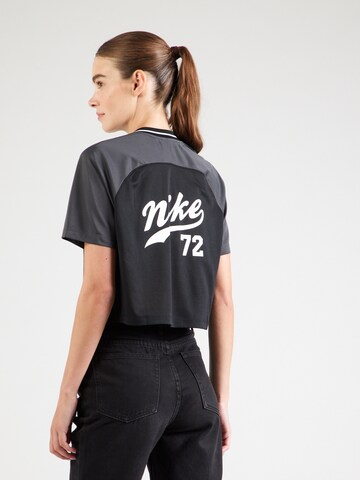T-shirt Nike Sportswear en gris : devant