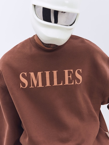 Sweat-shirt Smiles en marron