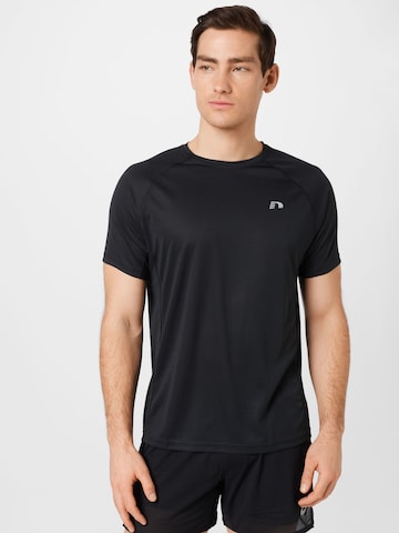 Newline T-shirt i svart: framsida