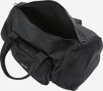 Borsa weekend di Calvin Klein in nero