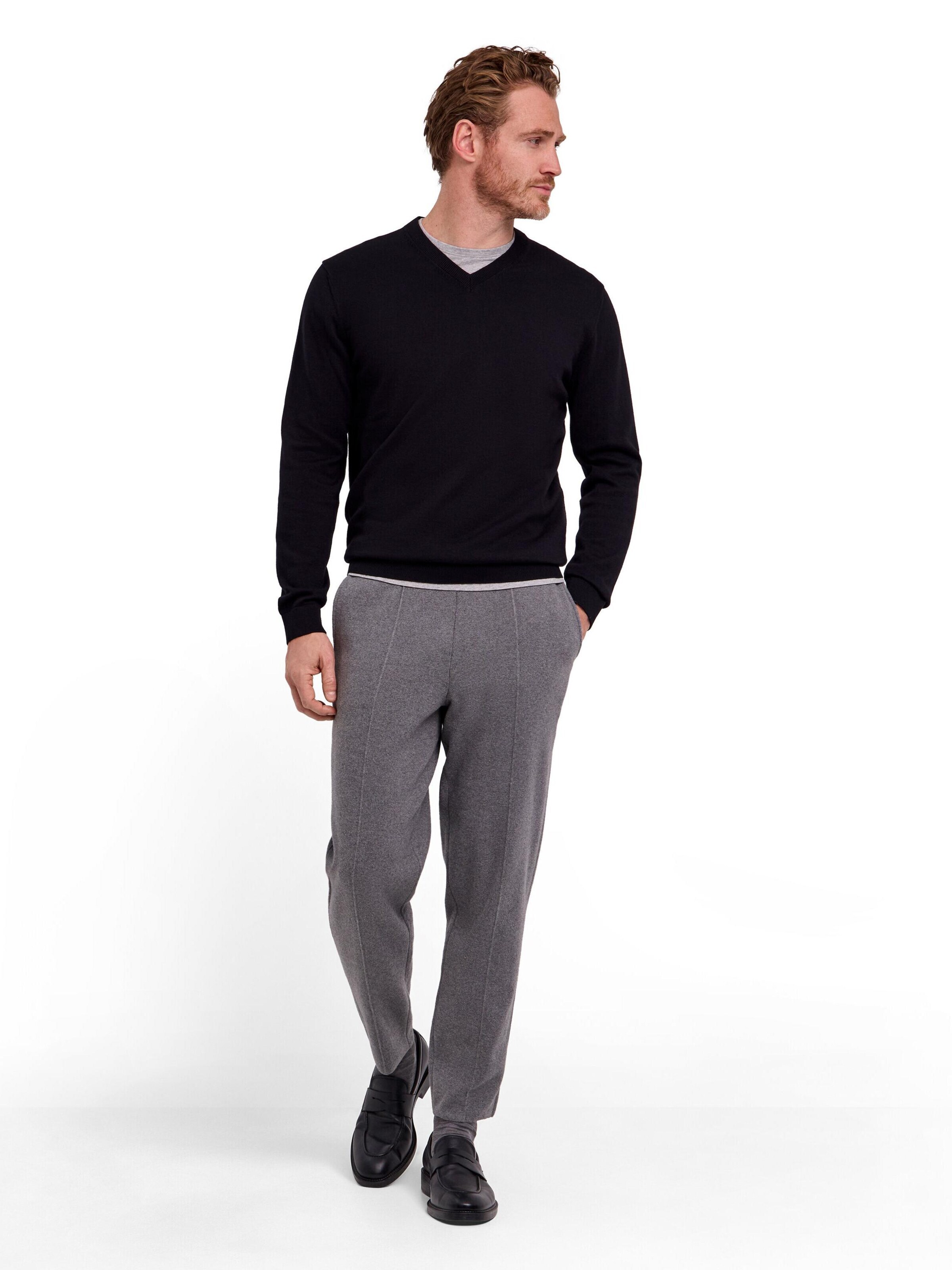FALKE Sweater in Black