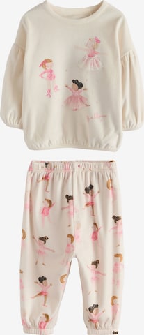 Next Yöpuku värissä vaaleanpunainen: etupuoli