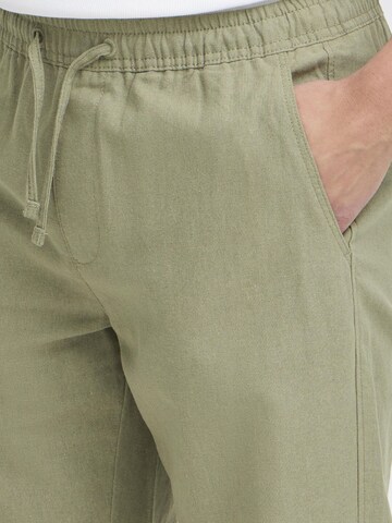 INDICODE JEANS - regular Pantalón chino 'Passol' en verde