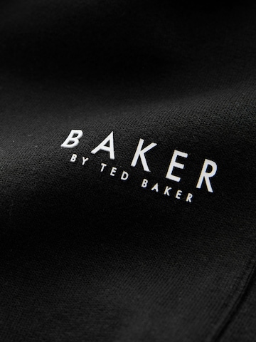 Baker by Ted Baker Tapered Παντελόνι σε μαύρο