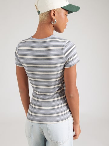 Tricou de la GAP pe albastru