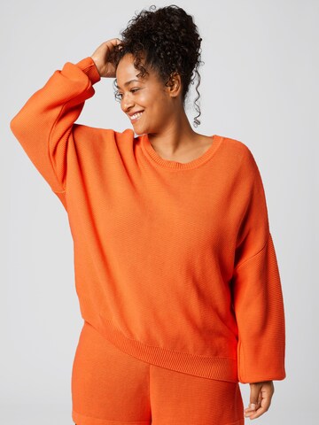 A LOT LESS Pullover 'Naja' in Orange