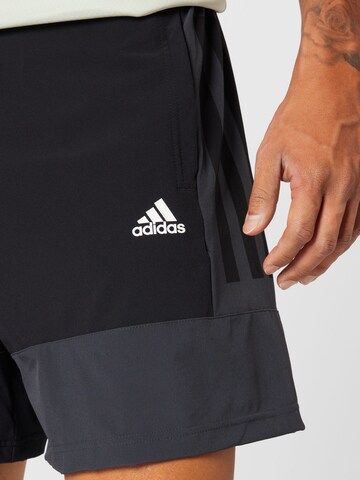 ADIDAS SPORTSWEARregular Sportske hlače 'Colourblock' - crna boja