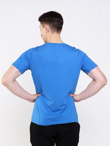 neverover - Camiseta funcional 'Men's Essential Elastic T-shirt' en azul