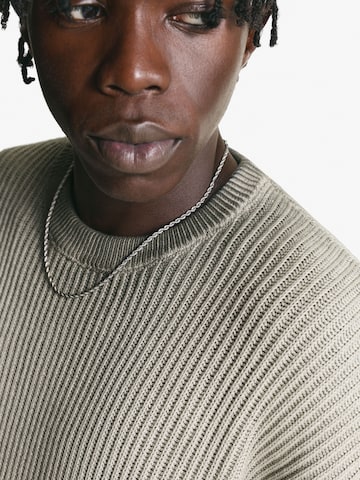 Pull-over Bershka en gris