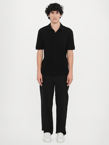 ARMANI EXCHANGE - Camiseta en negro