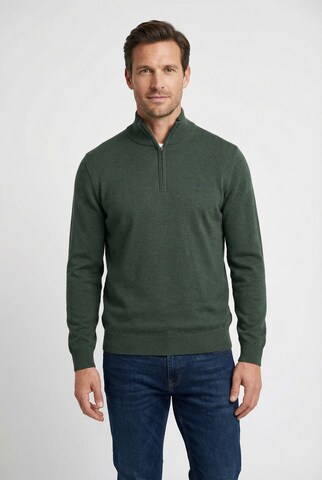 FYNCH-HATTON Sweater in Green: front