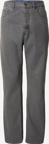 pilka HUGO Standartinis Džinsai 'Nate': priekis