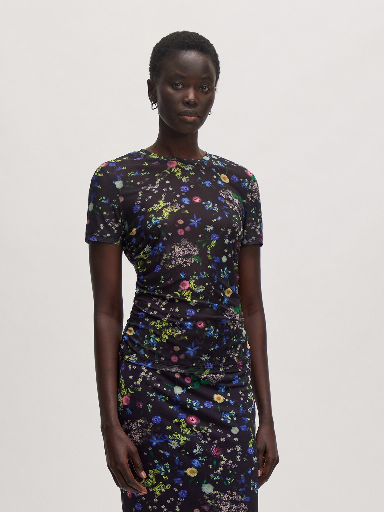 EDITED Camiseta 'Lissy' negro