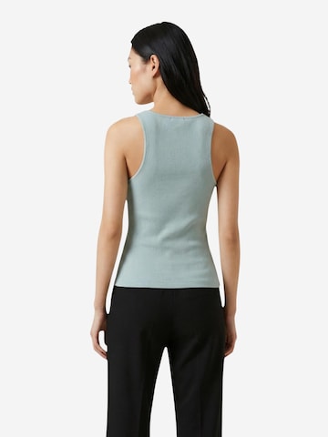 Top 'W6RP39 KD092' di GUESS in verde