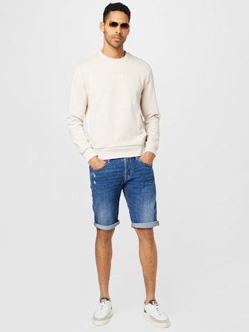 Calvin Klein Regular Sweatshirt in Beige