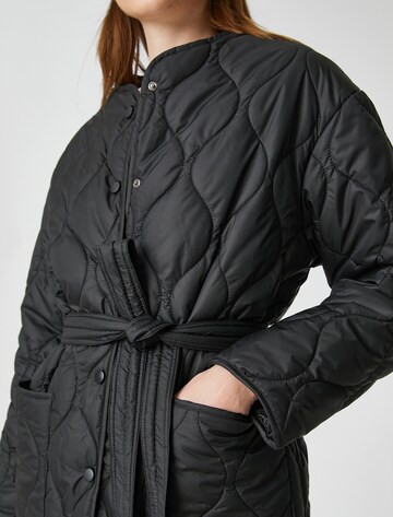 Koton Jacke in Schwarz