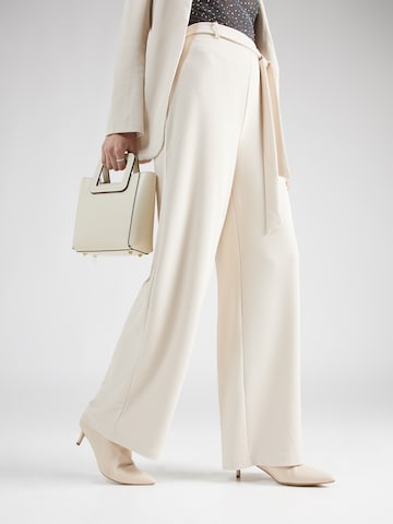 ABOUT YOU Regular Pants 'Rosa' in White: front
