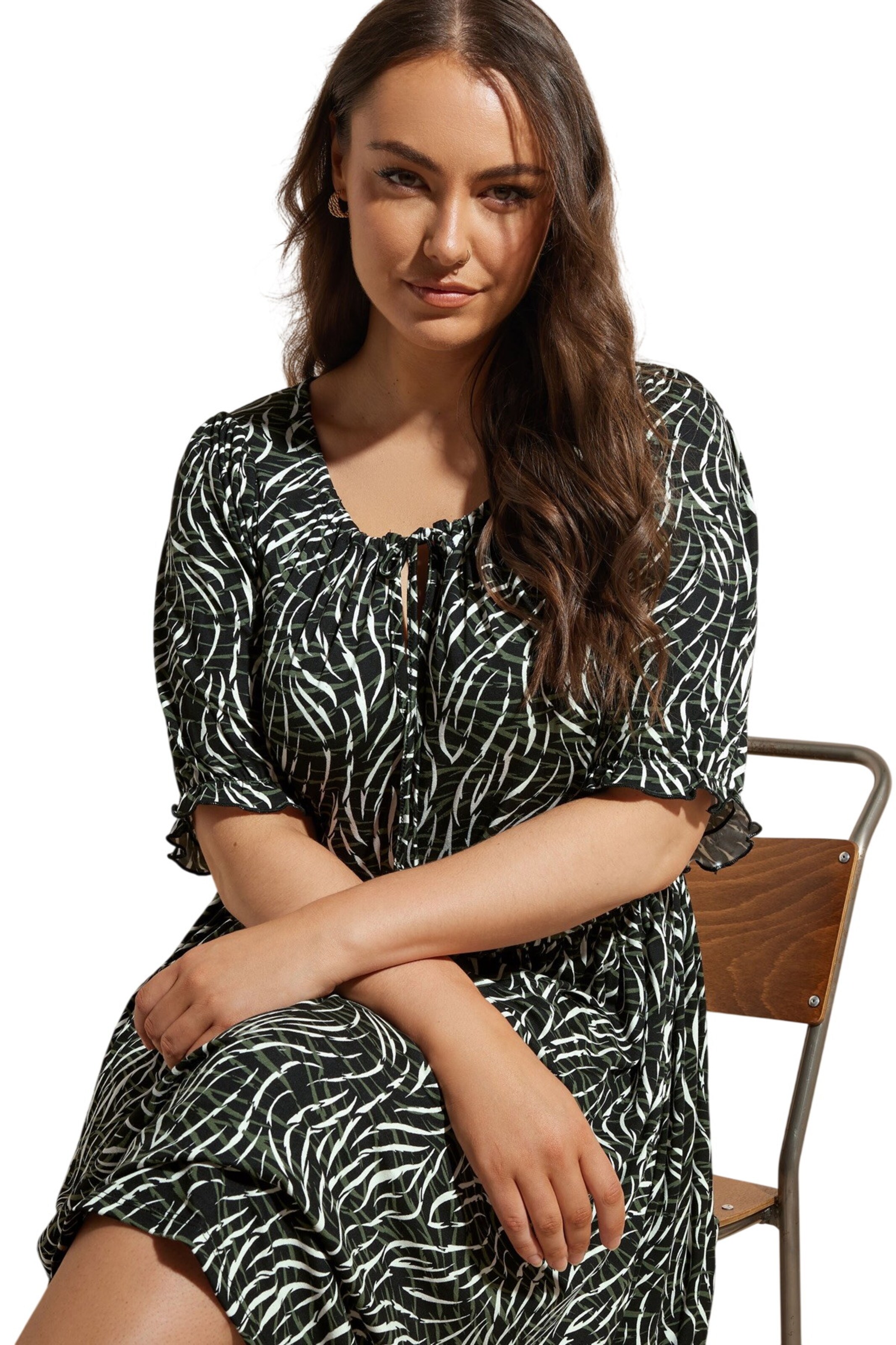 Stil Diva Kleid in Schwarz