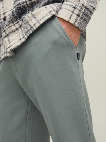 JACK & JONES Tapered Pants 'GORDON' in Grey