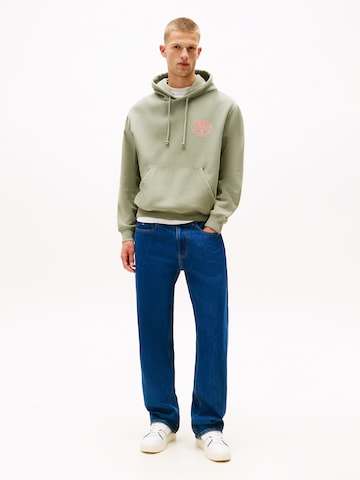 Sweat-shirt 'NOVELTY' Tommy Jeans en vert