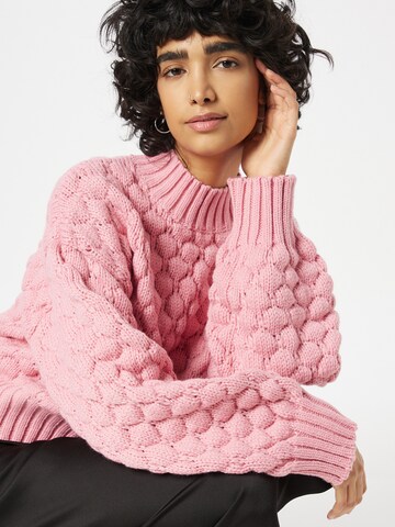 Monki - Pullover em rosa