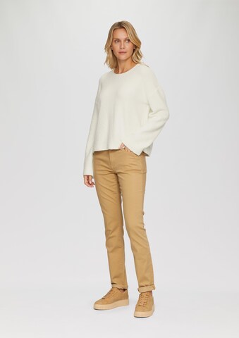 s.Oliver Sweater in White