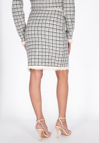 faina Skirt in White