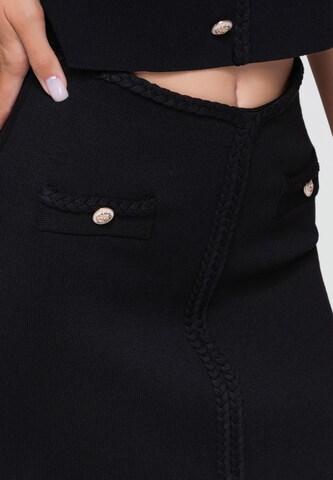 Ombre Skirt in Black