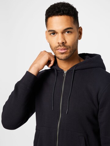 Dockers Zip-Up Hoodie in Black