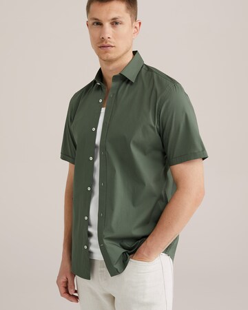 WE Fashion Regular fit Button Up Shirt in Green
