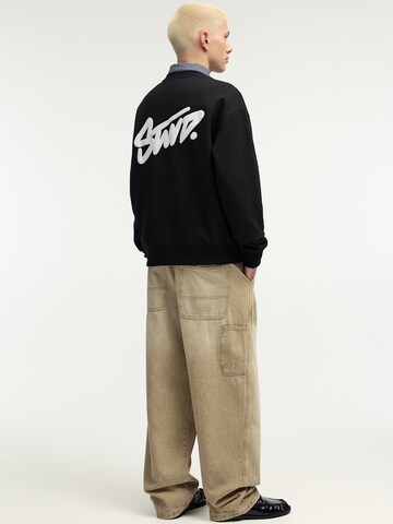 Pull&Bear Tréning póló - fekete