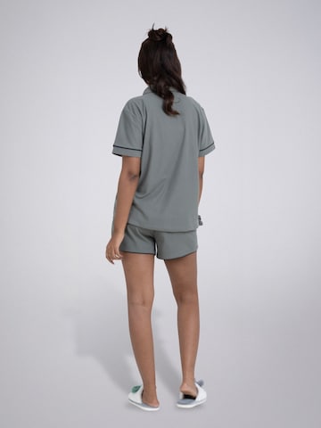 LEAFLETIC Korte pyjama 'Leafletic Women’s Night Wear Short Set' in Groen
