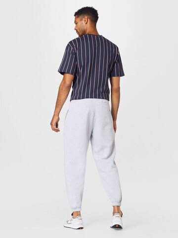 Tapered Pantaloni de la Karl Kani pe gri