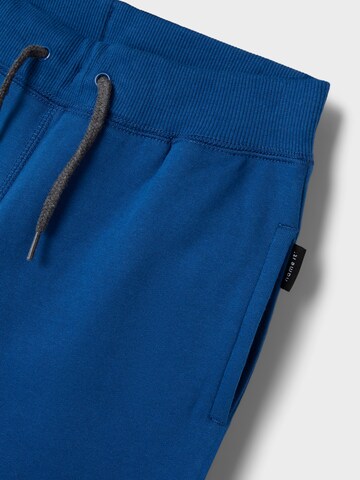 NAME IT - Tapered Pantalón en azul