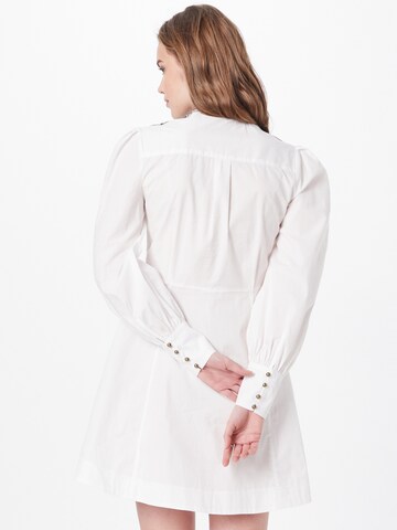 Rochie tip bluză de la Karen Millen pe alb