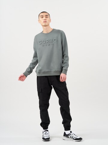 Cørbo Hiro - Sweatshirt 'Kitano' em verde