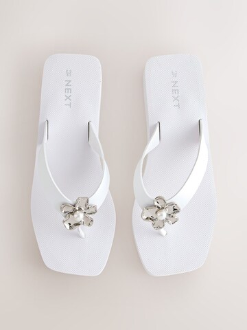 Next Japonke | bela barva